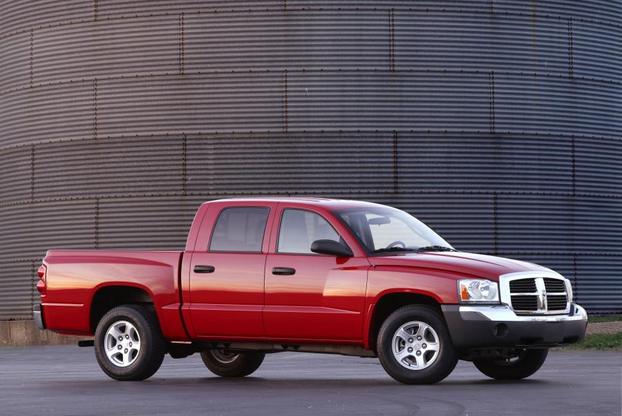  Dodge Dakota 2005 года  (фото 7 из 43)